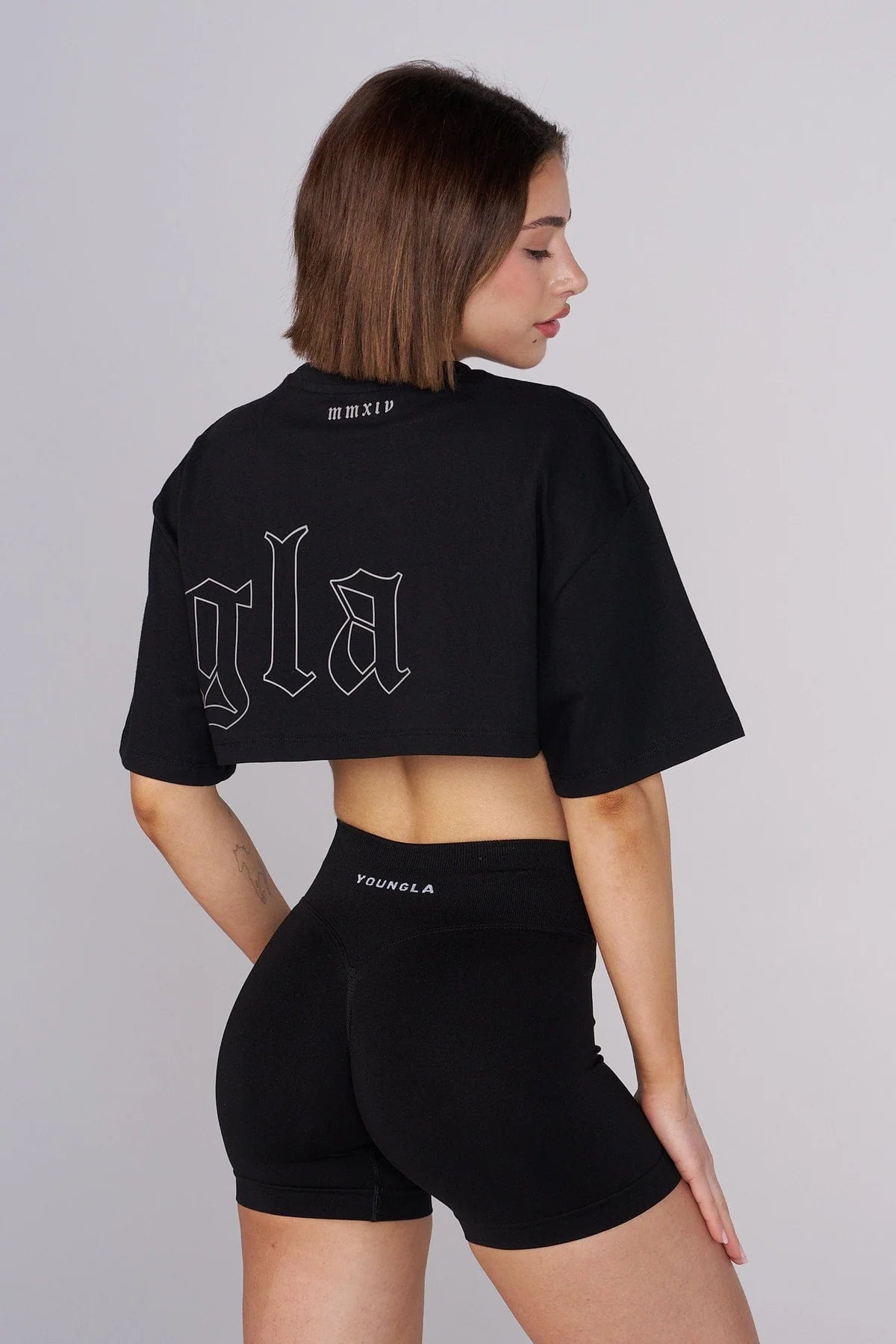 W436 - URBAN CROP TEE
