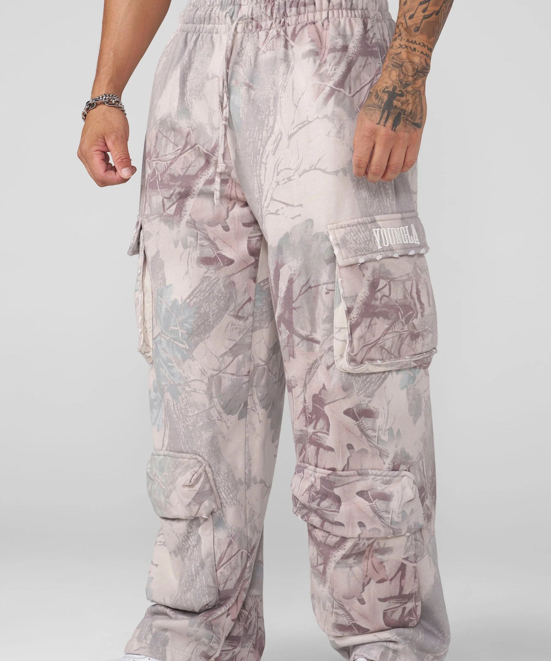 2033_desert-tan-tree-camo_002_10_28_rudy_ecomm_jpg.webp