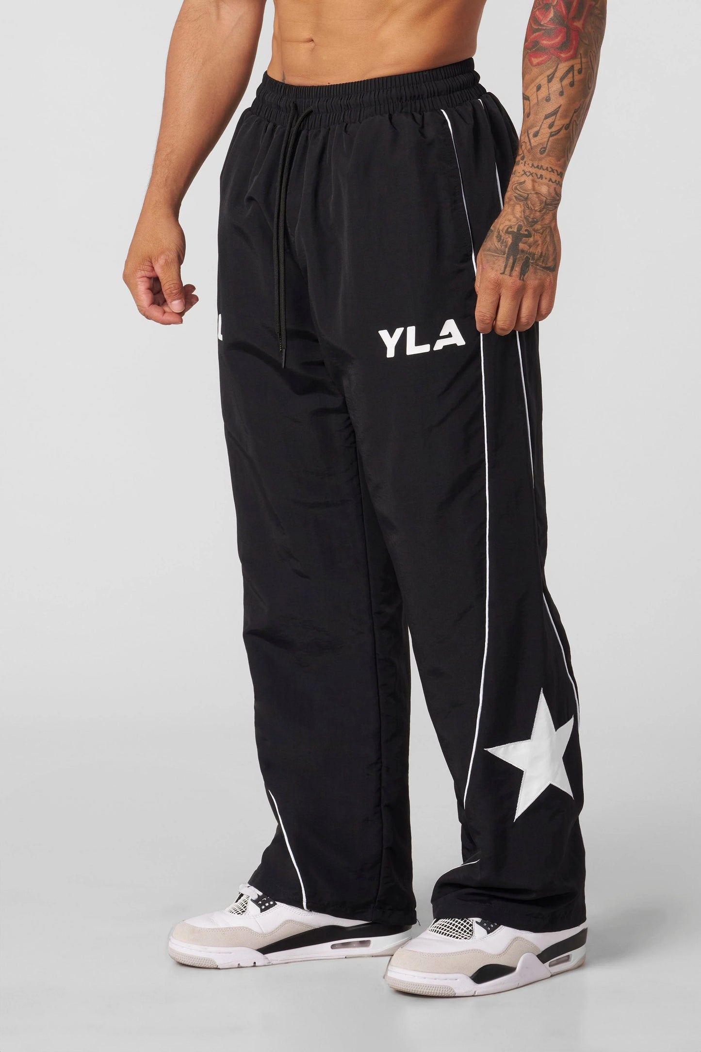 2135 - UFC™ TRACKSUIT PANTS - NEGRO