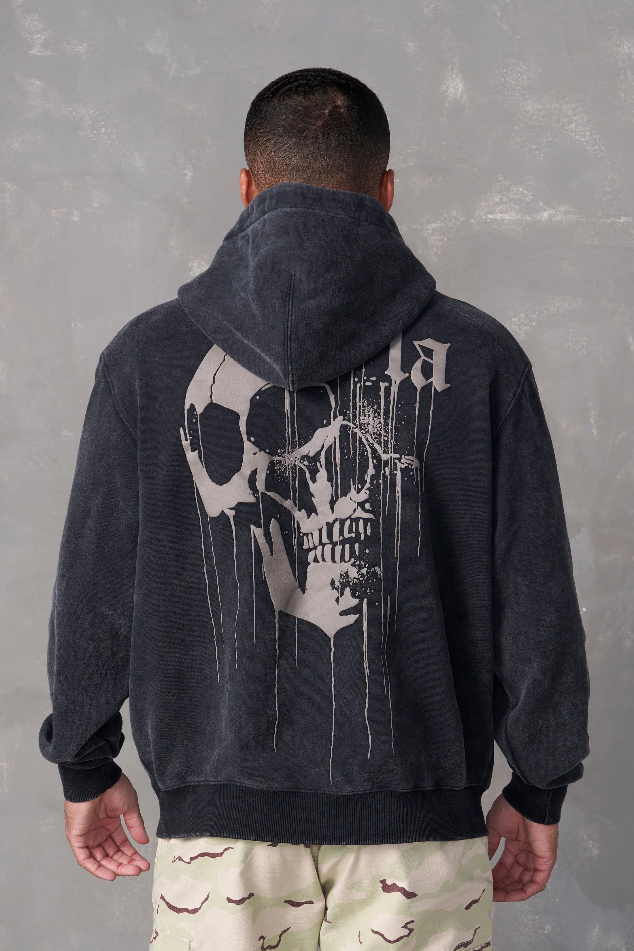 551 - DRIPPY SKULL HOODIE - NEGRO