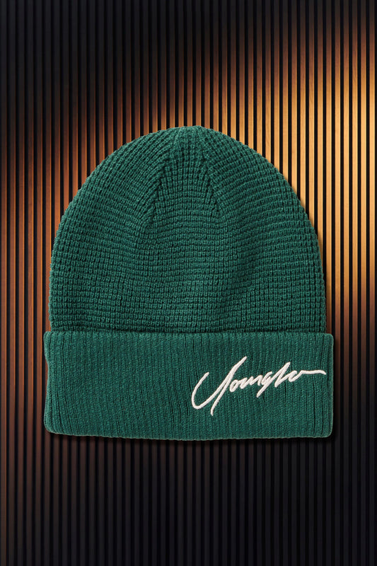 906 - SIGNATURE BEANIES
