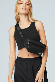 EXPLORER FANNY PACK - NEGRO