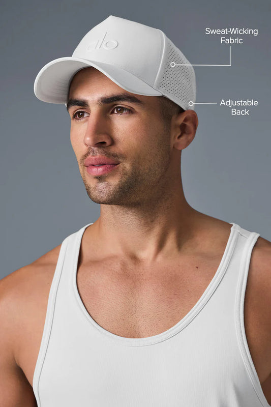 PERFORMANCE DISTRICT TRUCKER HAT BLANCO
