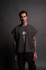 DARCSPORT - WOLVES WEB "GRUNGE" CUT OFF TEE IN GREY