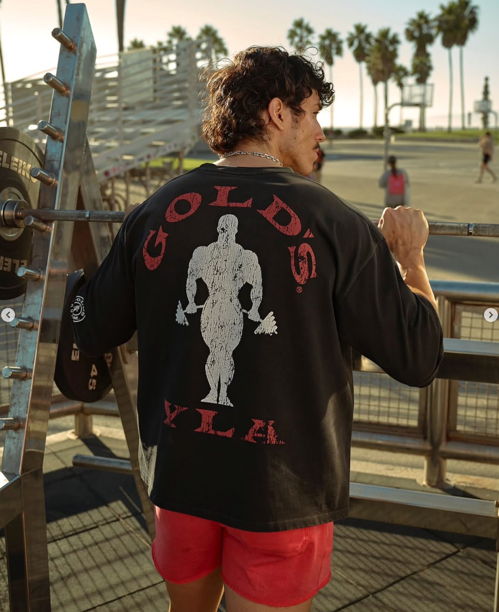 4002 - GOLDS GYM NEW AGE TEES