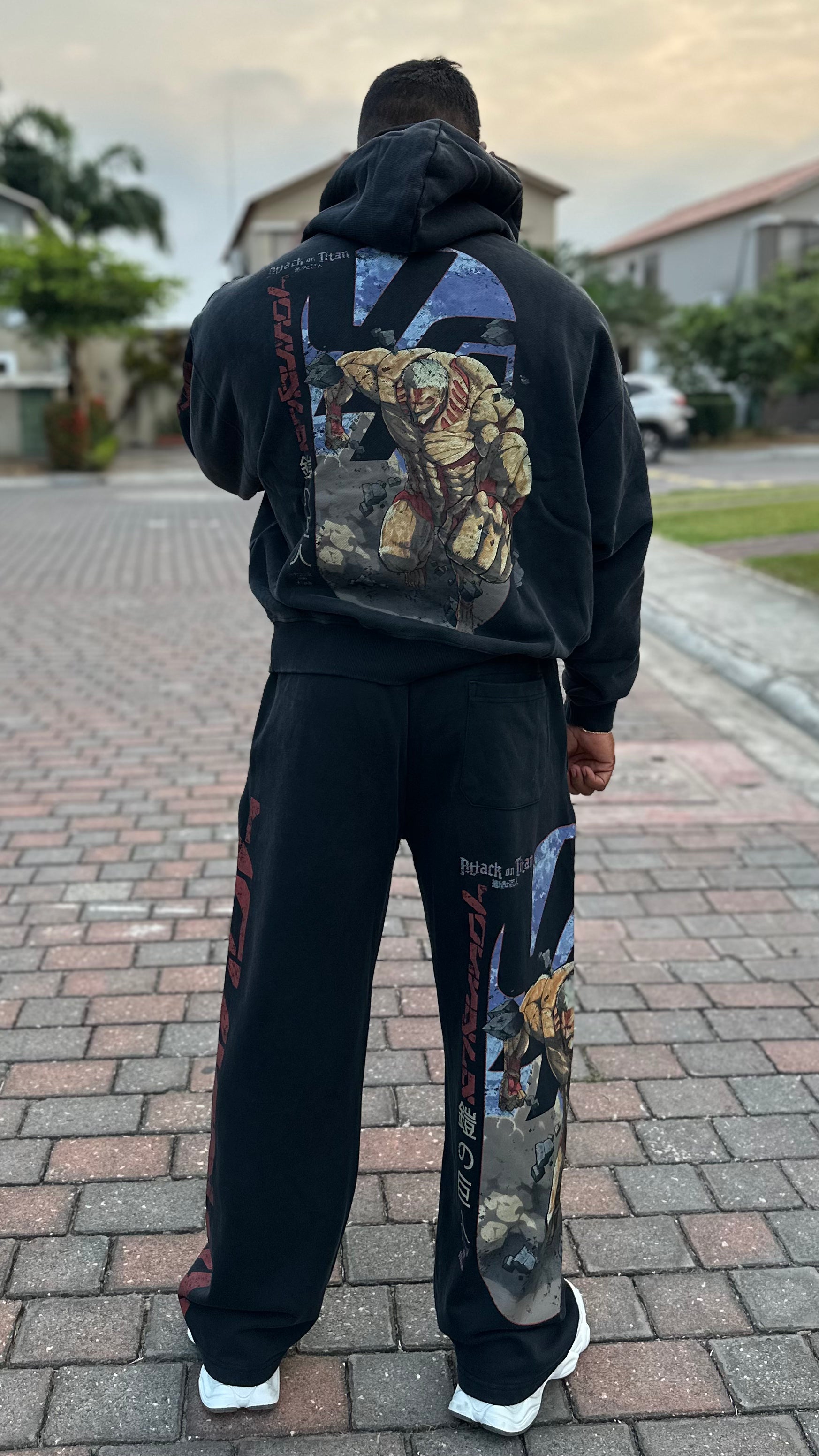 5129 - AOT© X YLA PULLOVER HOODIES - TITANS AT WAR