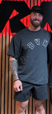 NEVER QUITTING T-SHIRT