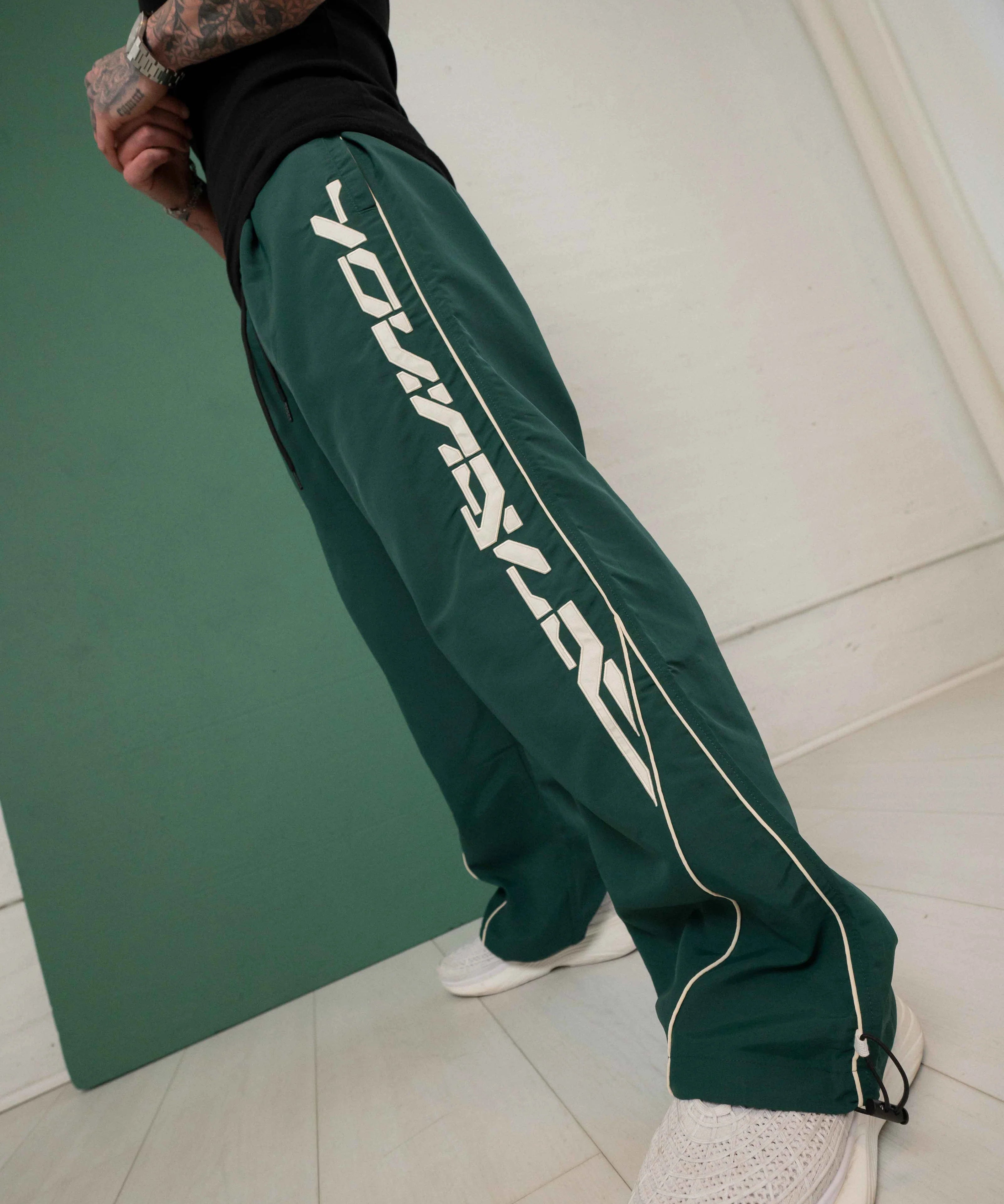 Jerdani_FoundationTrackPants-05_jpg.webp
