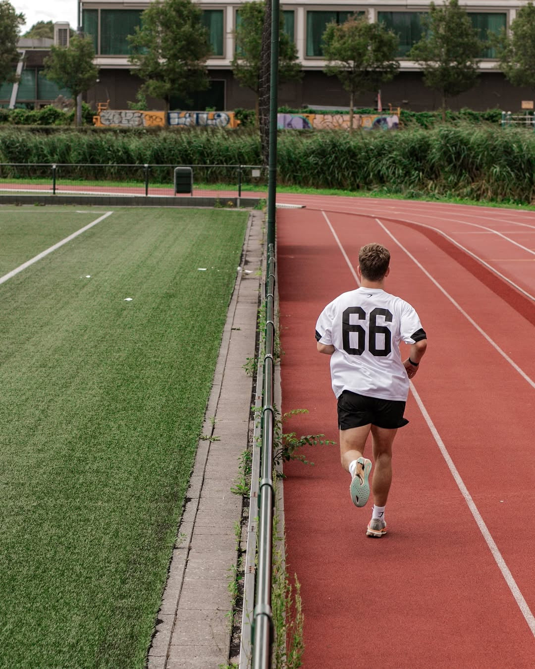 Short - Mesh Hybrid 5"