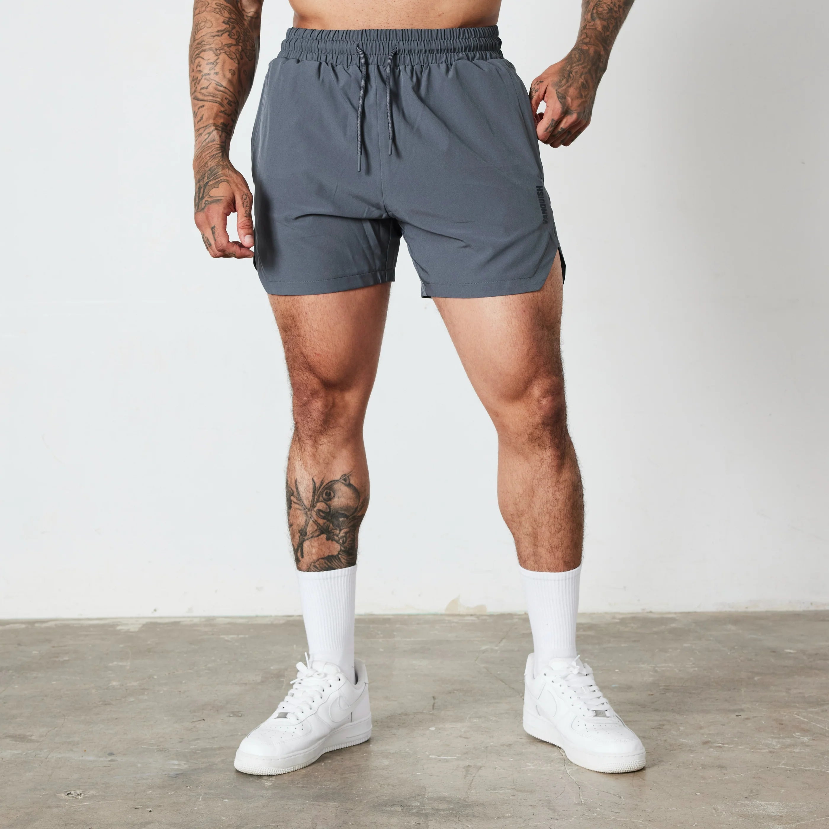 VANQUISH ESSENTIAL PERFORMANCE 4" SHORTS