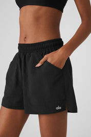 ALUMNI SHORT - NEGRO
