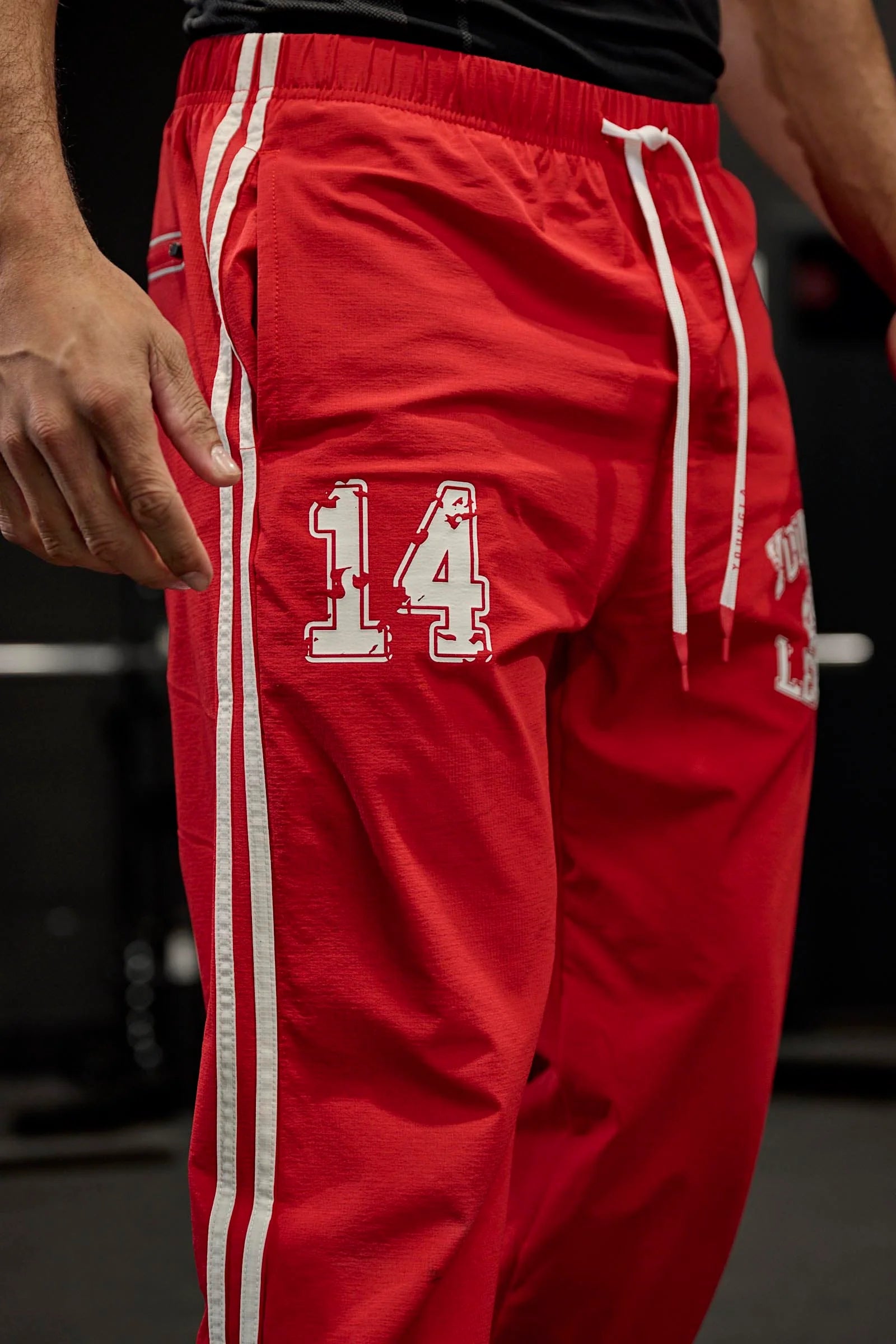 2107 - LEGION JOGGERS - ROJO